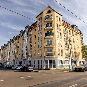 pineapple-apartments-dresden-mitte-ii.dresdenhotels.net/