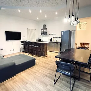 loft-directly-next-to-oktoberfest-and-downtown.getmunichhotels.com/